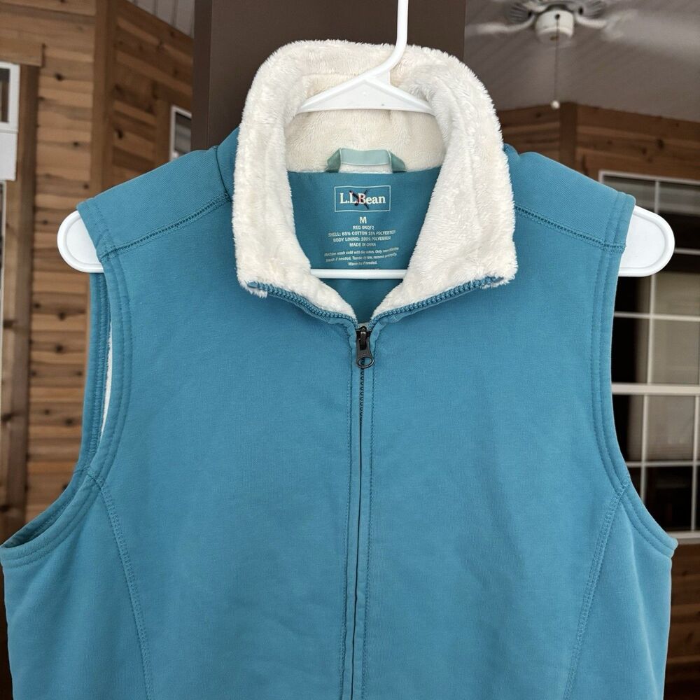 L.L.Bean Vest Women M Sherpa Lined Turquoise Blue Soft Fleece Outdoors Spring - Picture 2 of 8